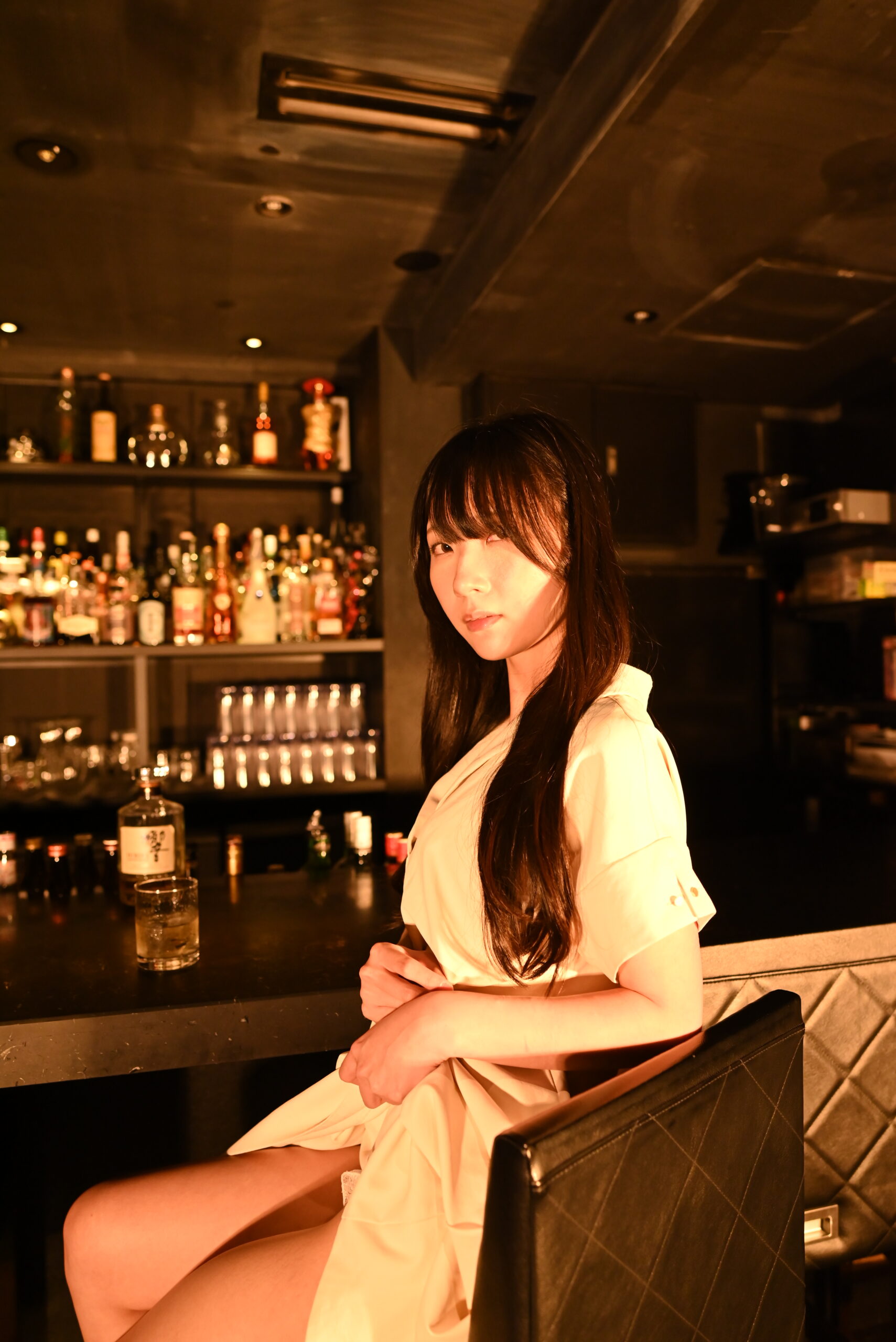 ハプニングバー人妻