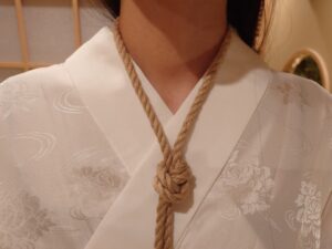 菱縛り(亀甲縛り)