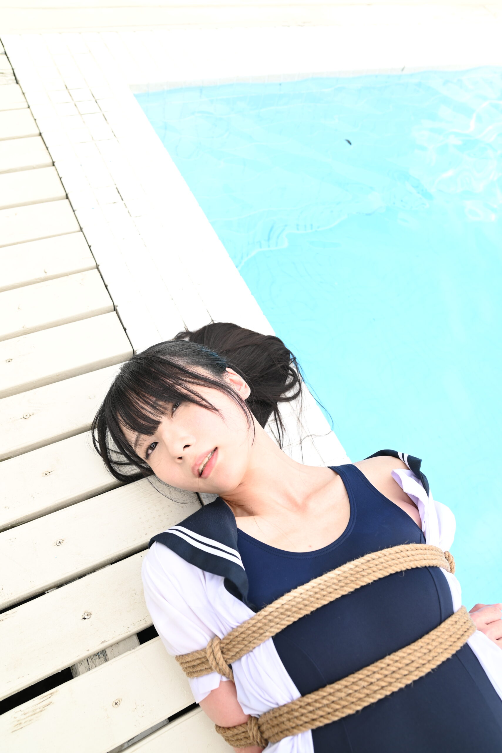 スク水緊縛