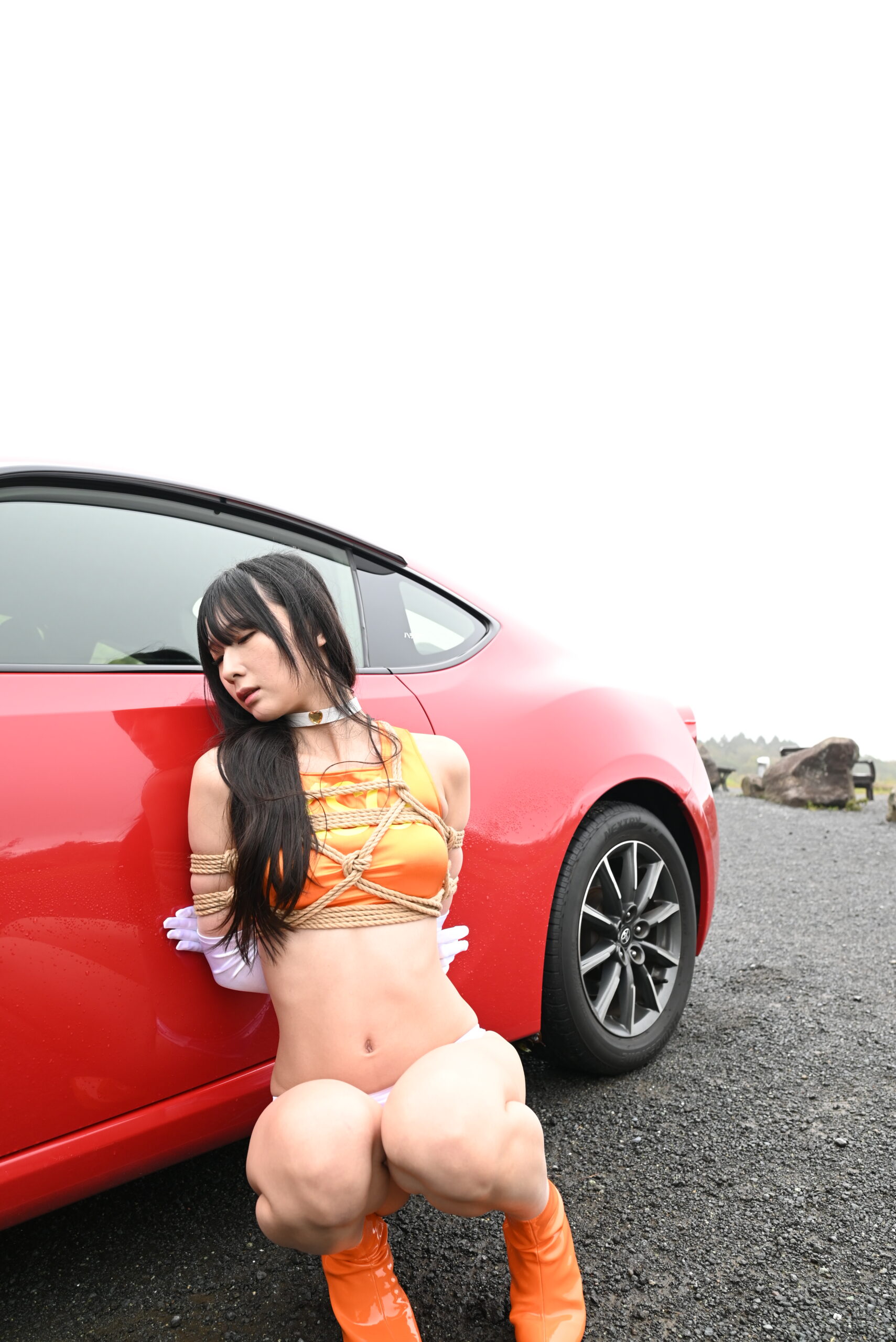 レースクィーン緊縛