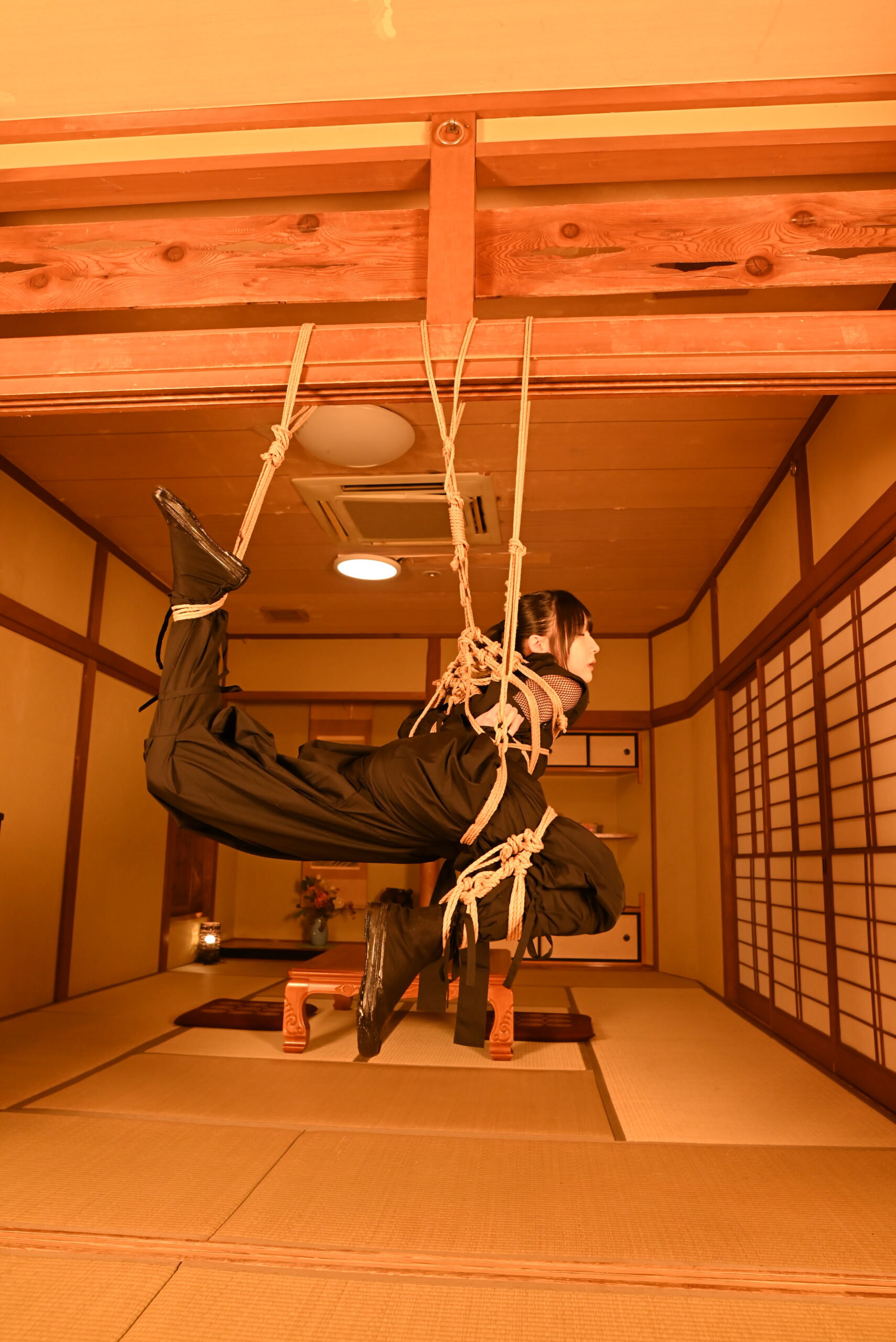 蜘蛛の巣縛り