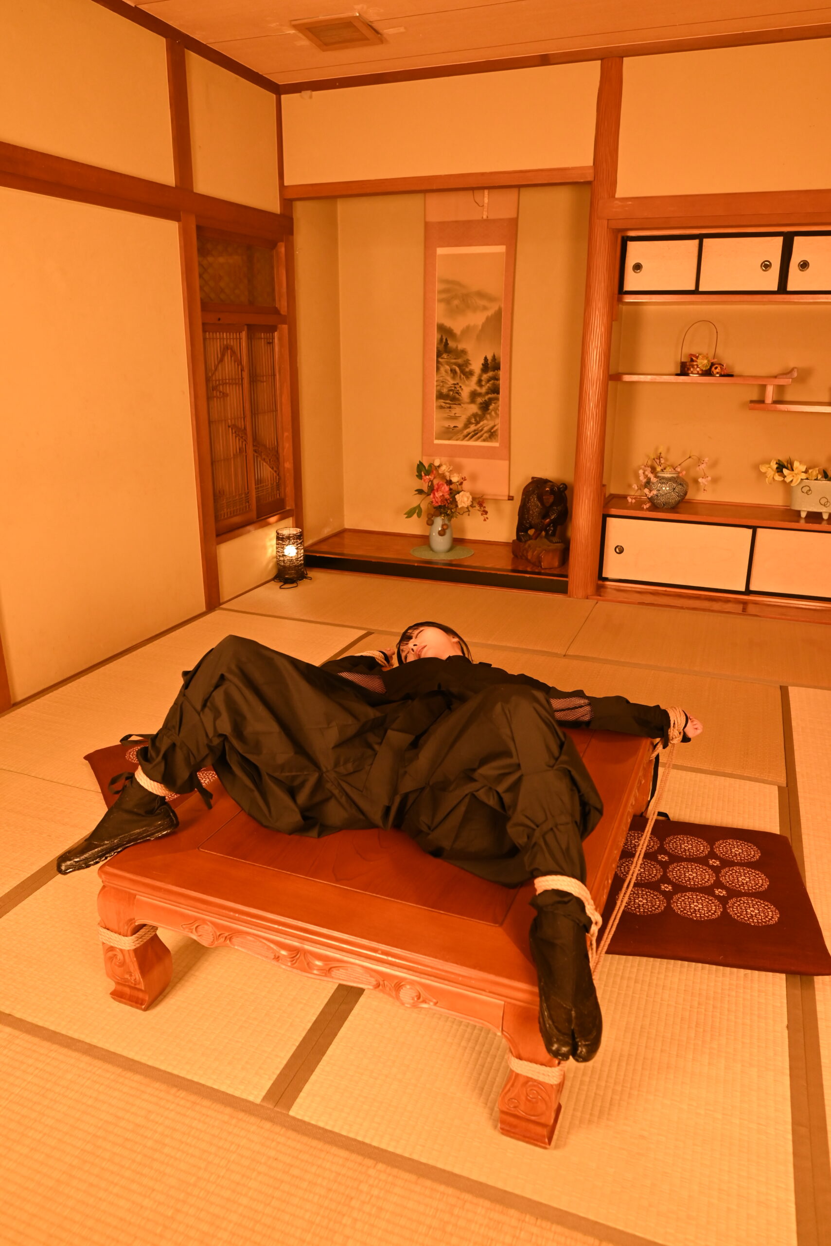 くノ一緊縛
