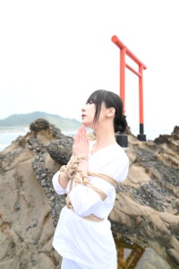 海緊縛