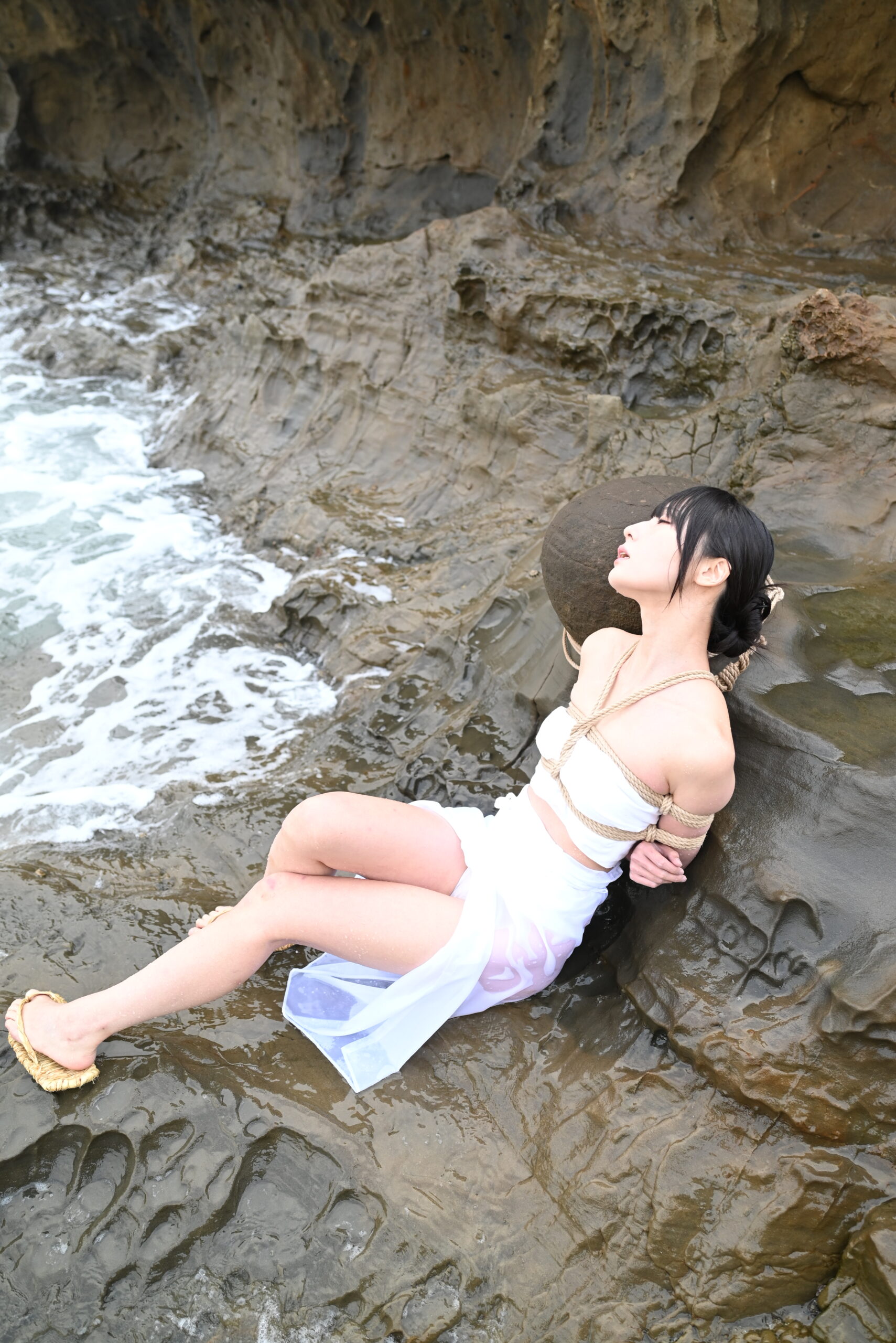 海緊縛