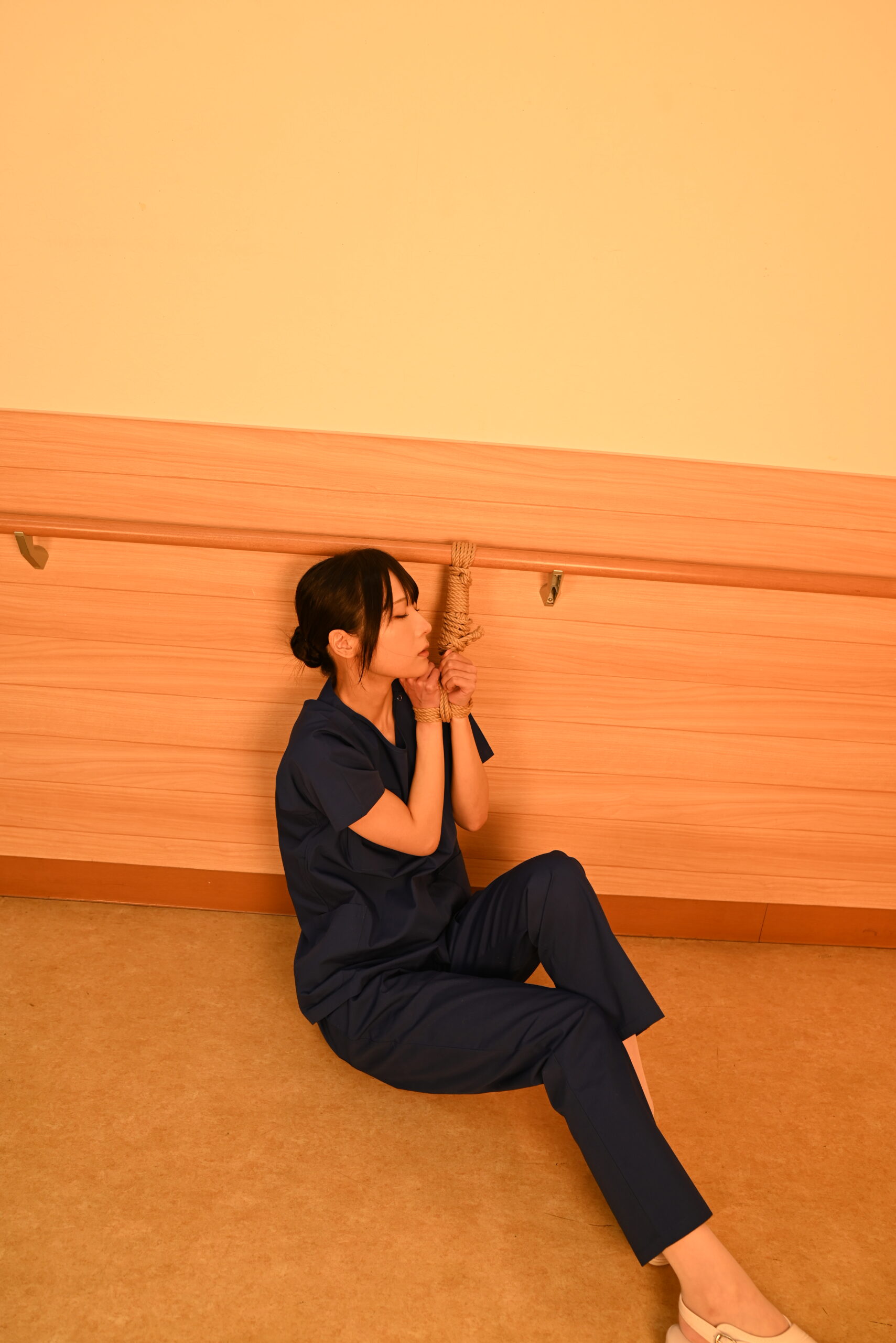 ナース緊縛